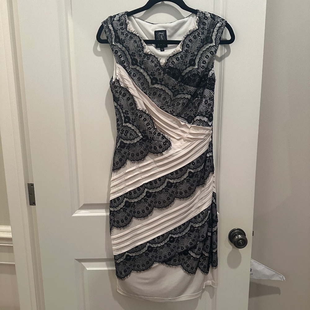 JAX Nordstrom lace white and  black midi dress